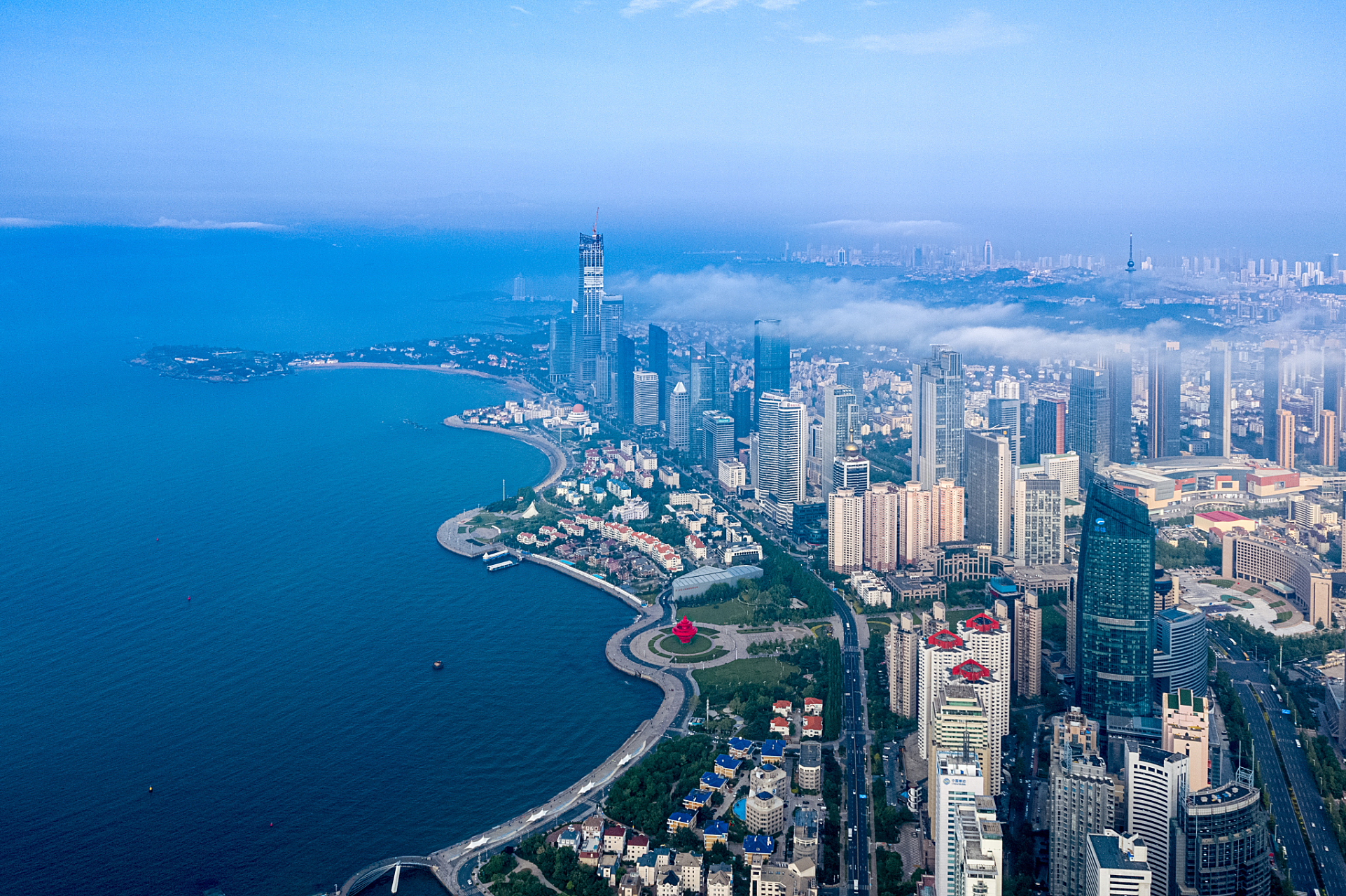 齐鲁古韵与现代风采，山东，历史与现代的交汇之地