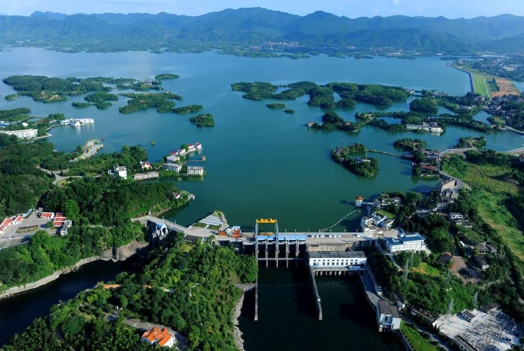 漫步湖北，发现老街里的秘密花园